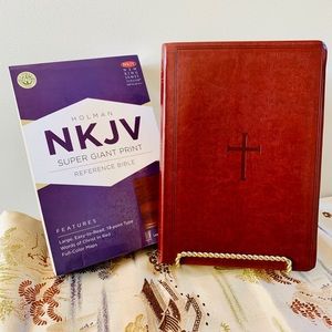 Bible NWT NKJV Brown,Super Giant Print